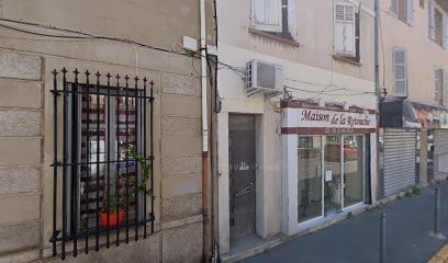 La Maison de la Retouche, Couturier à Marignane