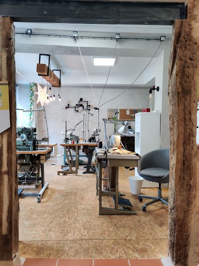 L Atelier de la Retouche, Couturier à Lavaur