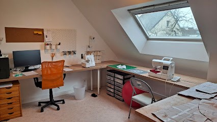 La Duchesse en Sabots, Couturier à Vannes