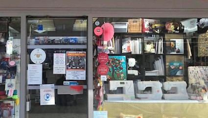 Créafil Mercerie Laine - retoucherie - réparateur de machine à coudre, Couturier à Montigny-le-Bretonneux