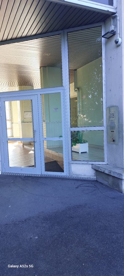 L'atelier De Mina Couturier à Firminy