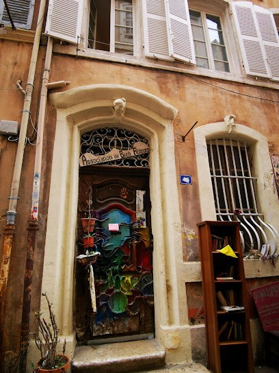 Le PasSage, Couturier à Marseille 02