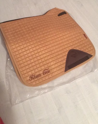 Lili Brod, Service de Broderie à Lésigny