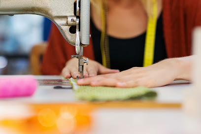 Atelier De Couture Et Retouche - Le Chat Borgne, Couturier à Schirmeck