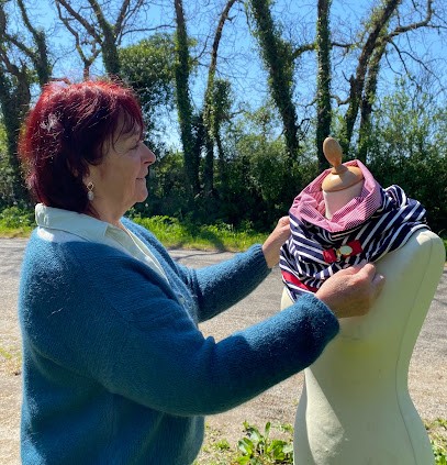 Qu'en Penses-Tu ?, Couturier à Malville