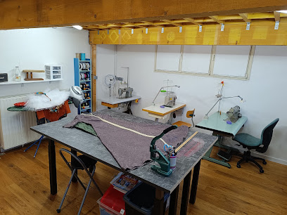 La Fabric D'amandine, Couturier à Écommoy