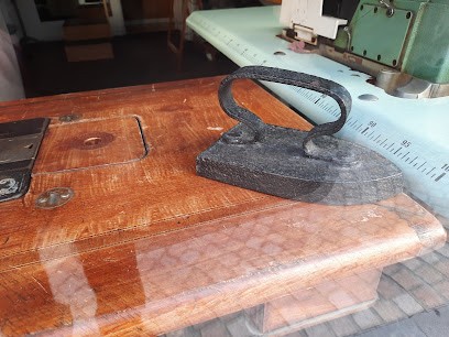 New Real Mode, Couturier à Rueil-Malmaison