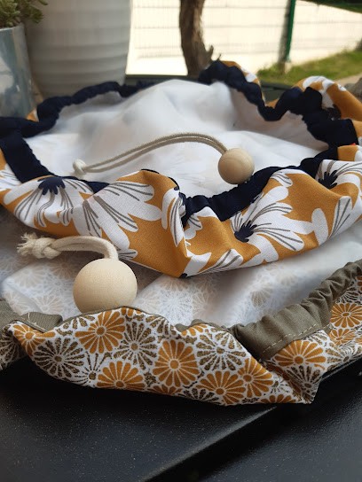 La Fourmi Lili, Couturier au Poiré-sur-Vie