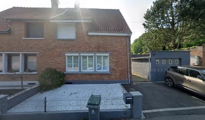 D'Agobine en aiguille, Couturier à Longuenesse