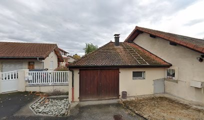 Au fil du Léman, Couturier à Loisin