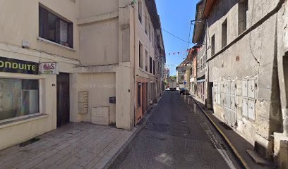 Malod Gache Martine Elise, Couturier à Yenne