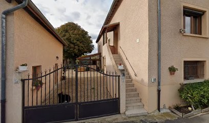 Lancon Thérèse, Couturier à Chaponost