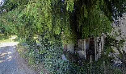 Petit Chêne, Couturier à La Roche-l'Abeille