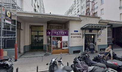 Mel Tailleur, Couturier à Paris 16