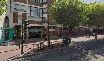 Hallaert Francine, Couturier à Clamart