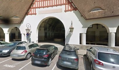 Souslaouate, Couturier au Touquet-Paris-Plage