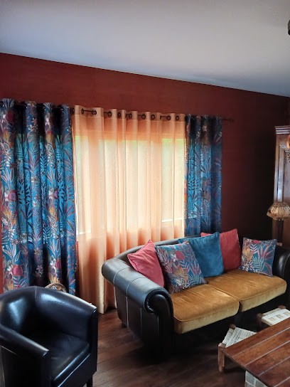 Couture D'Intérieur (uniquement Sur RDV), Couturier à La Roche-Bernard