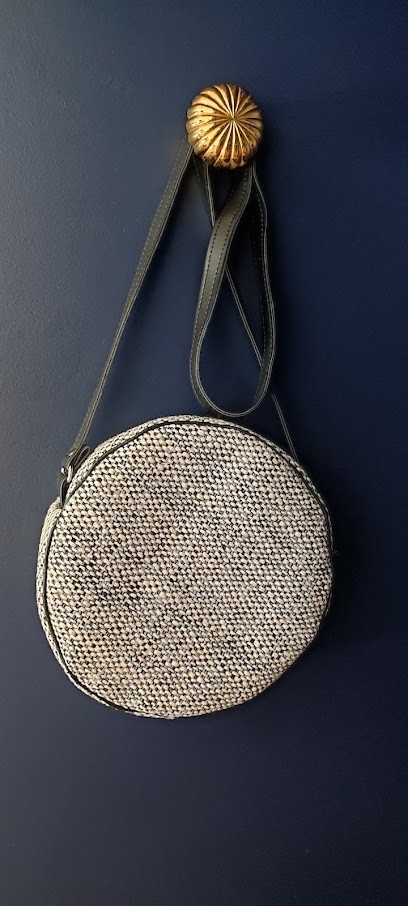 La grande sauterelle, Couturier à Rezé