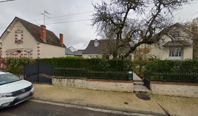 Gay Cécile, Couturier à Saint-Florent-sur-Cher