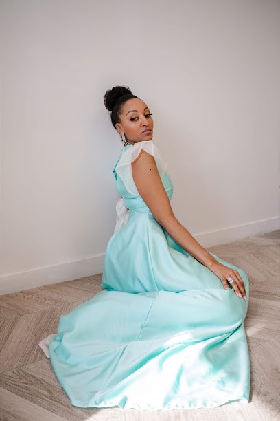 Mary K Lino Couture, Couturier à Trilport