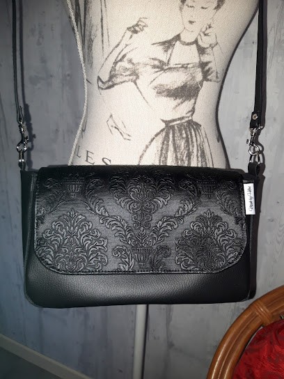 Couture Créative By Hélène, Couturier à Saint-Amant-Tallende