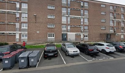 Ducoulombier Anita, Couturier à Roubaix