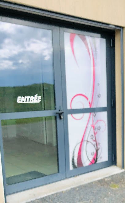 M.A COUTURE, Couturier à La Chapelle-aux-Brocs