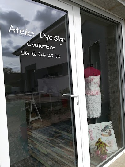 Atelier Dye'sign, Couturier à Écrouves