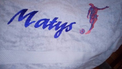 Titia pique et brode, Service de Broderie à Saint-Laurent