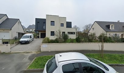 Tout petit truc, Couturier à Saint-Antoine-du-Rocher