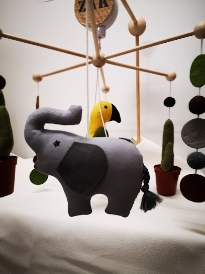 TOUT EN TISSUS (atelier De Couture. Pas De Vente De Tissus), Couturier à Narbonne