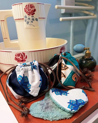 Au Fil d'Or d'Emilie, Couturier à Montils