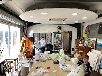 Karine Puisais Couture - C.A.L.M - Comme À La Maison, Couturier à Venelles