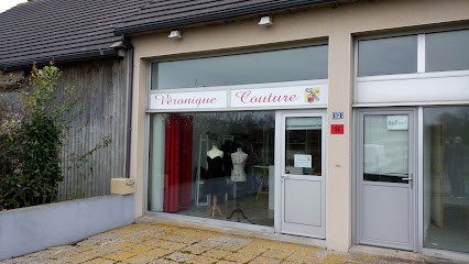 Véronique Couture, Couturier à Châteaubourg