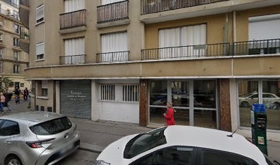 Tsassong Jean-Pierre, Couturier à Paris 18