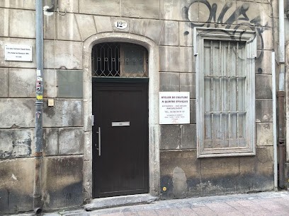 A 4 Epingles, Couturier à Perpignan