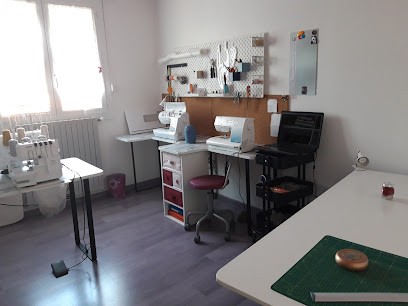 Atypiq couture, Couturier à Pia