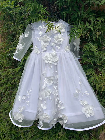 Les Petites Mains D'oeuvres, Couturier à Arles