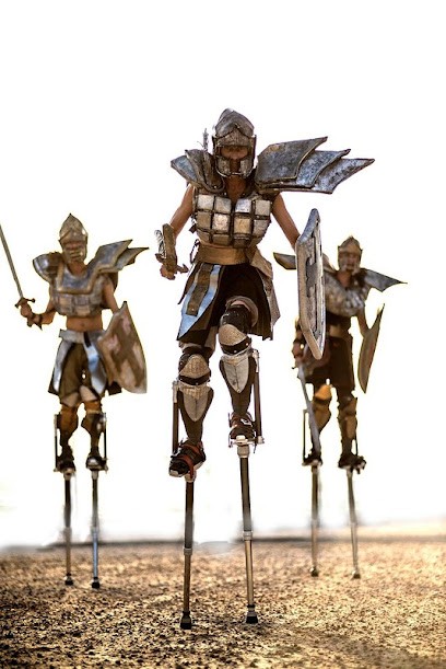 Maud Roca Costumière : Création de costumes pour le spectacle, cours de coutures et marque de vêtements, Couturier à Montpellier