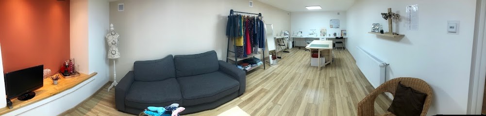 Nad'moiselle couture, Couturier à Viterne