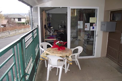 PIERRE GRAÏA Sylvie  Sylvie-Couture-Aveyron, Couturier à Sévérac d'Aveyron