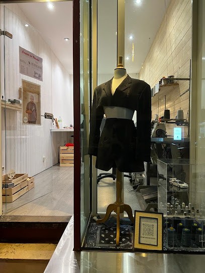 Comptoir Des Retouches, Couturier à Versailles