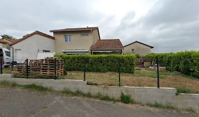 Réline B, Couturier à Villefontaine