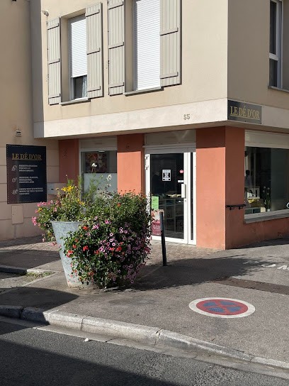 Le Dé D'or, Couturier à Montataire