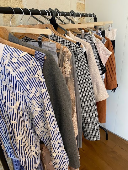 Lisea Couture, Couturier à Sellières