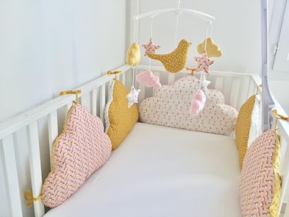 Lucioles Et Cacahuètes, Couturier à Puimoisson