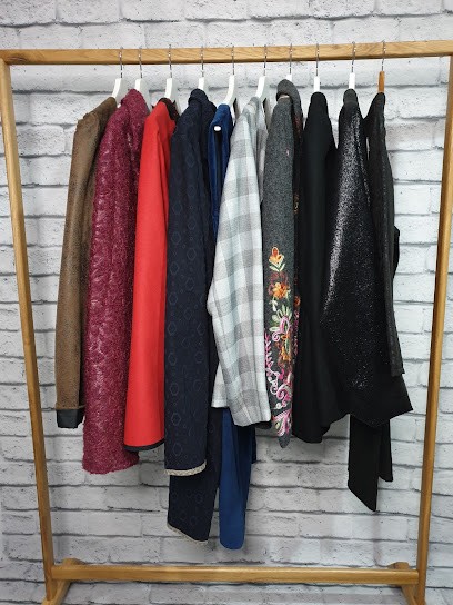 Alesska, Couturier à Seichamps