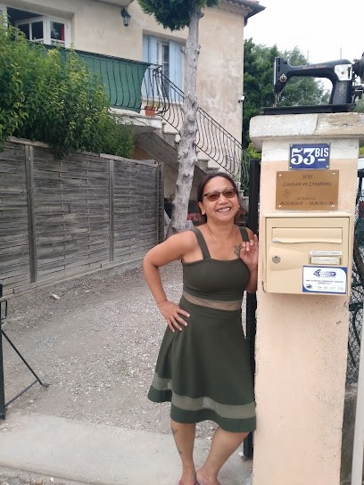 Erika Sos Couture, Couturier à L'Isle-sur-la-Sorgue