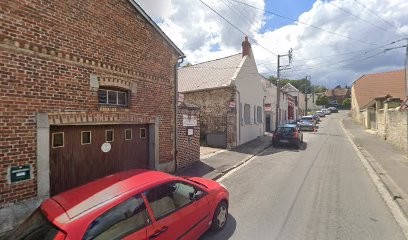 Evelyne couture, Couturier à Laon