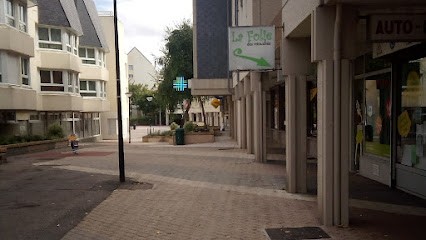 La Folie des Retouches, Couturier à Caen